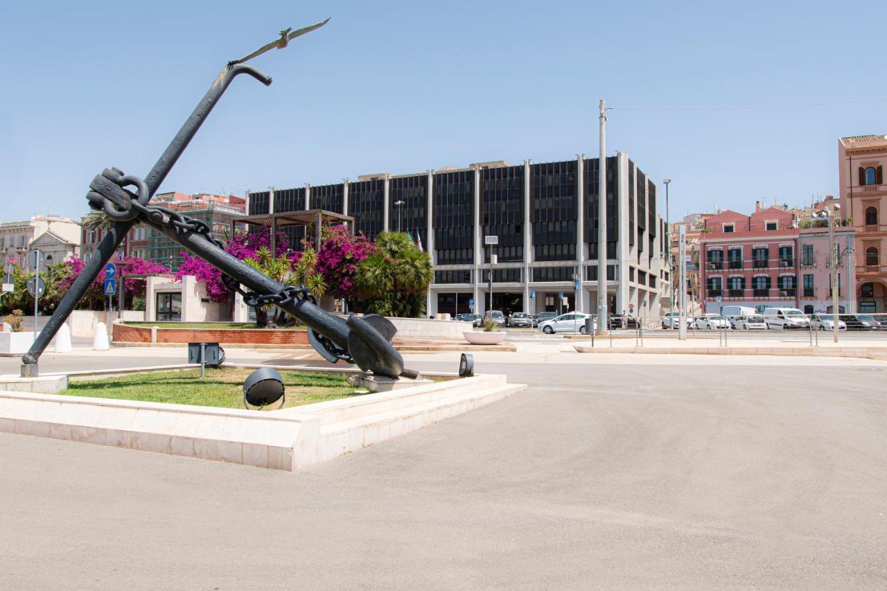 Appartamento Right House Sur Le Port - Harbour View Cagliari Esterno foto