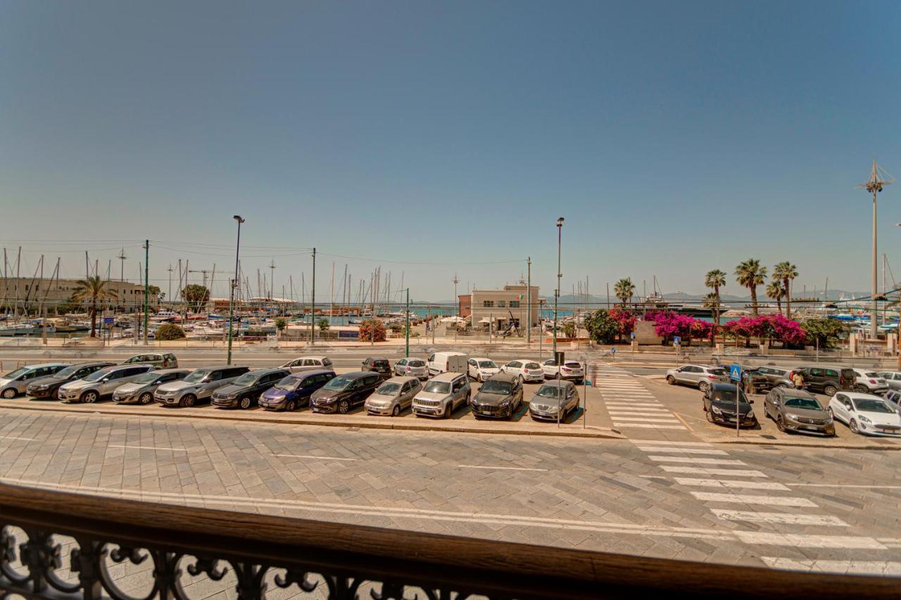 Appartamento Right House Sur Le Port - Harbour View Cagliari Esterno foto